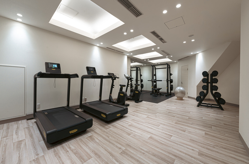 FITNESS ROOM